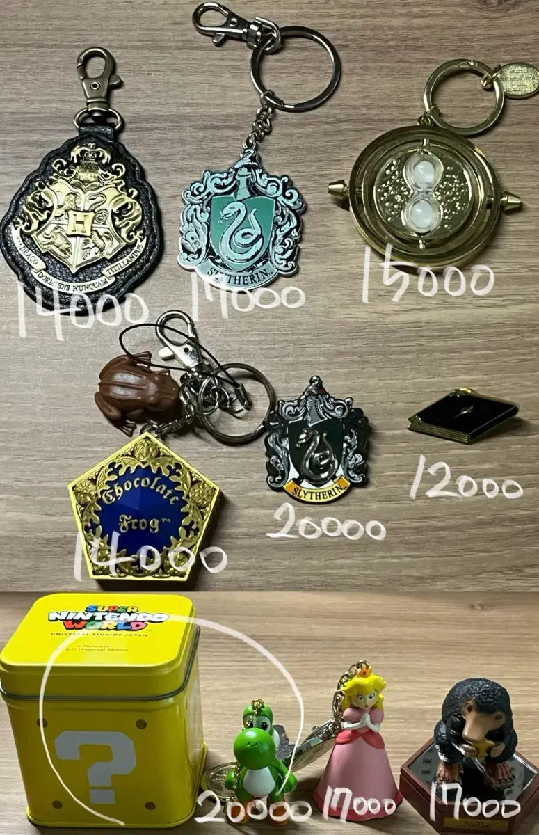 https://media.bunjang.co.kr/product/418805431_1_1783630051_w{res}.jpg